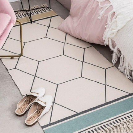 Alfombra pequeña de diseño geométrico