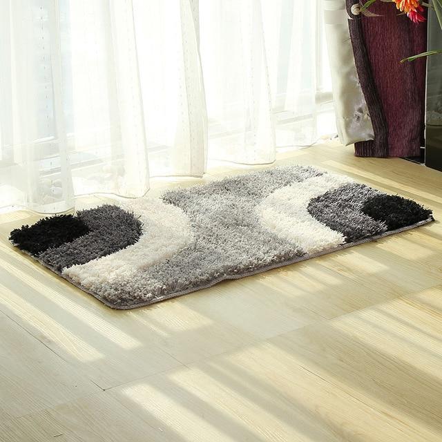 Alfombra de baño moderna gris y negro