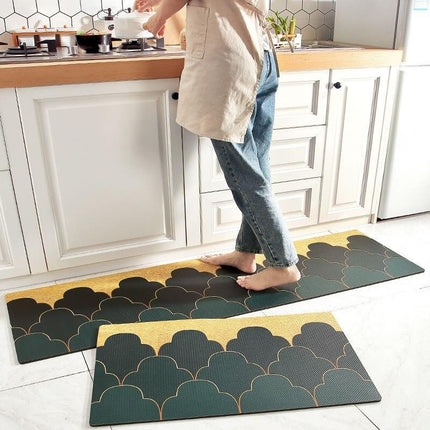 Alfombra de cocina diseño nubes doradas
