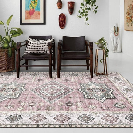 Alfombra vintage en tonos rosa y gris