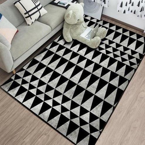 Alfombra de vinilo negra geométrica